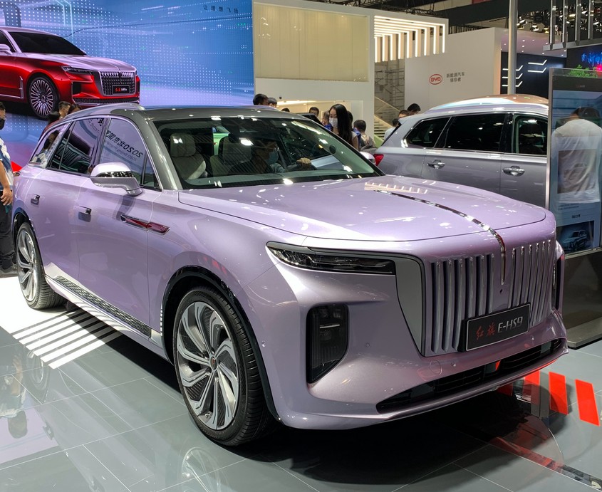 Hongqi E-HS9